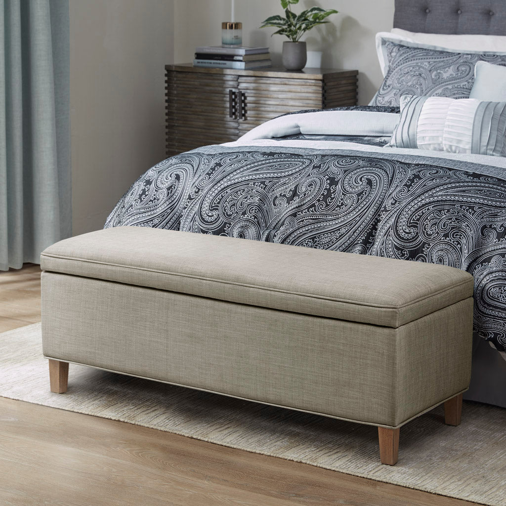 Caymus Bench