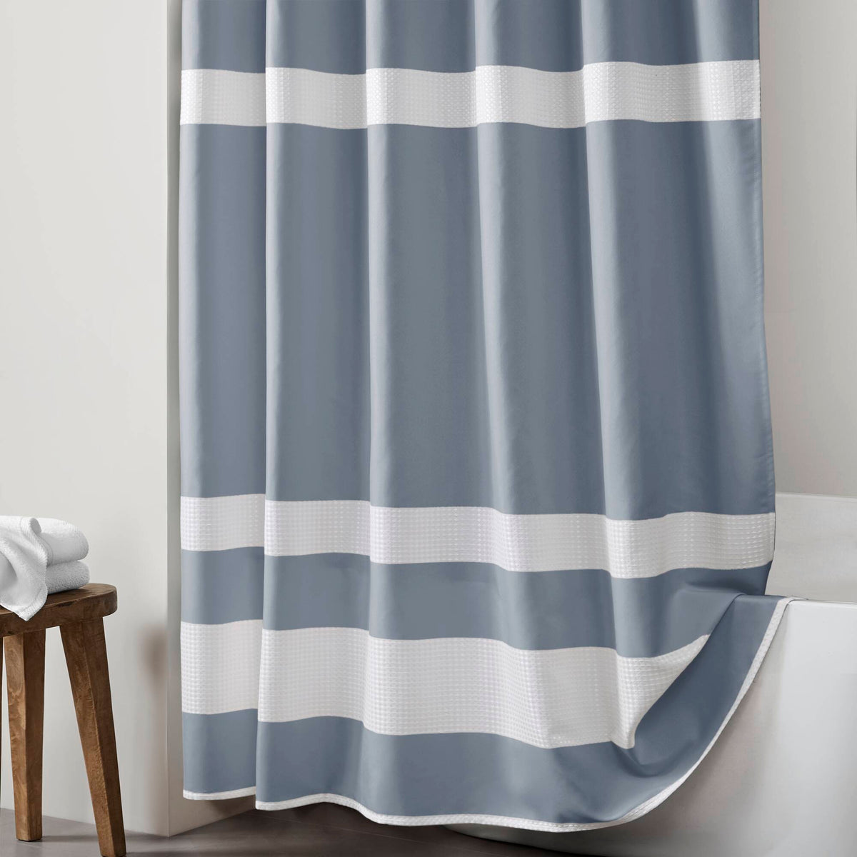 Shower Curtain with 3M Treatment