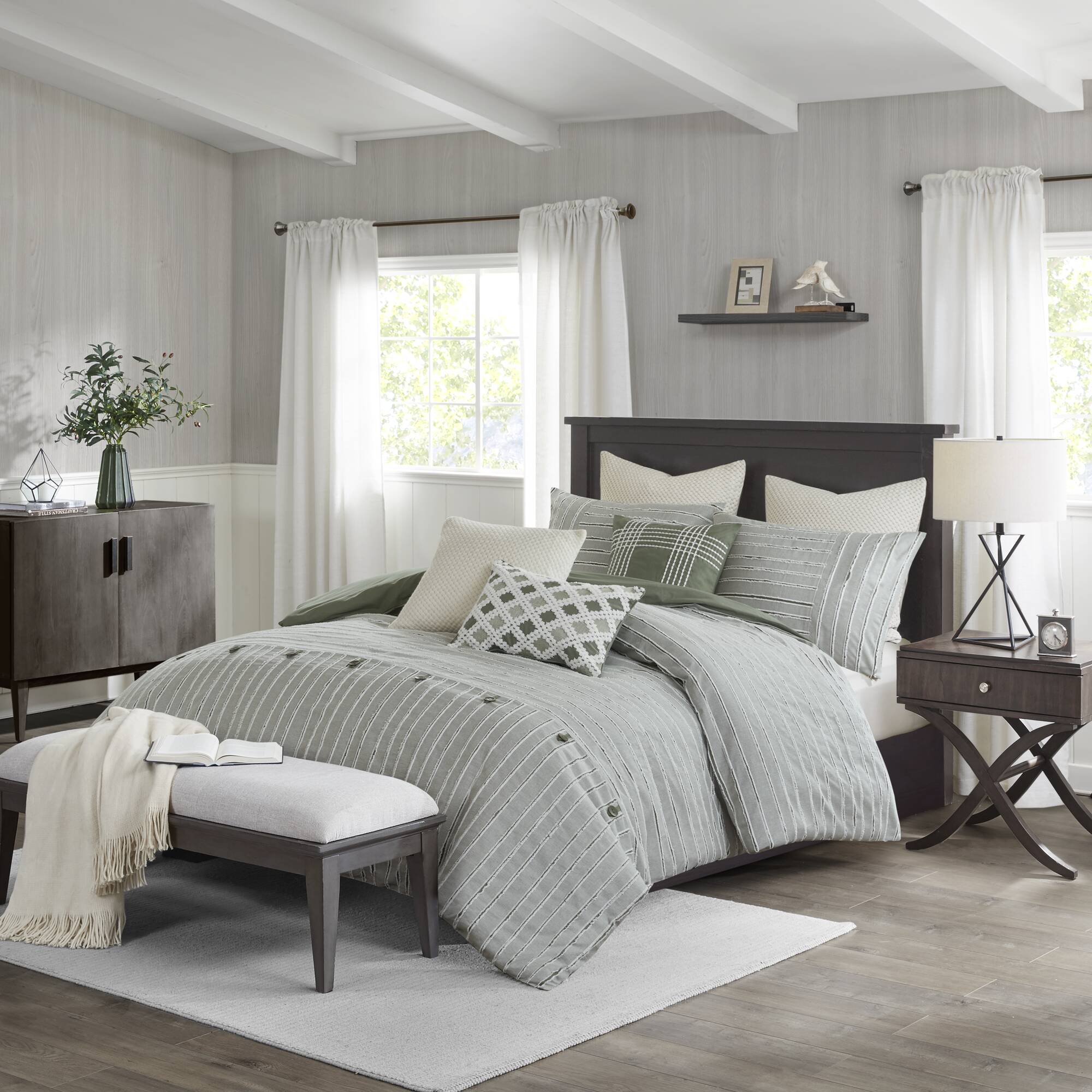 Oversized Cotton Clipped Jacquard Comforter Set with Euro Shams and Throw Pillows