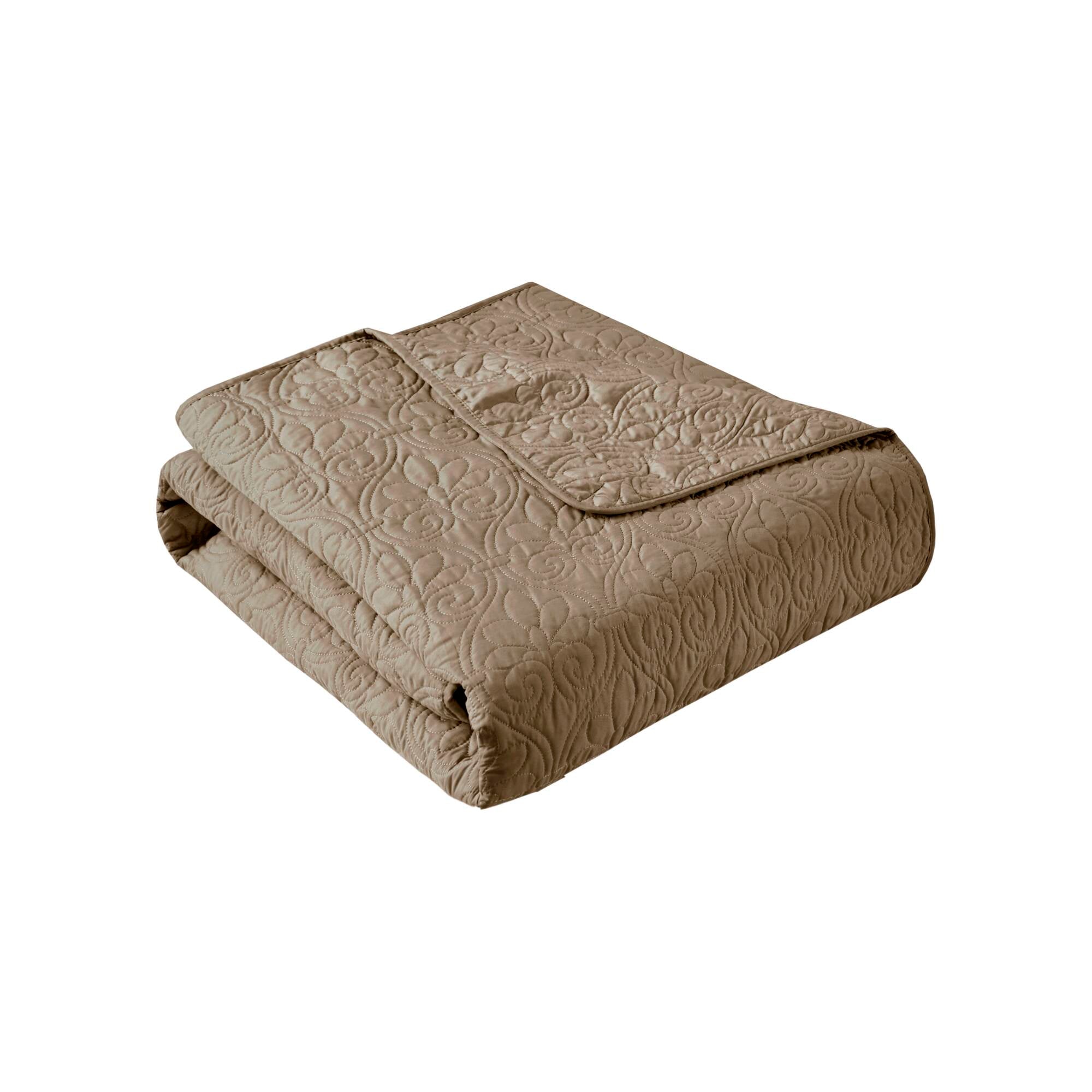 Quebec Oversized Quilted Throw