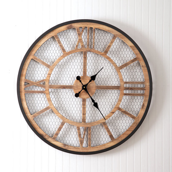 Farmhouse Chicken Wire Clock