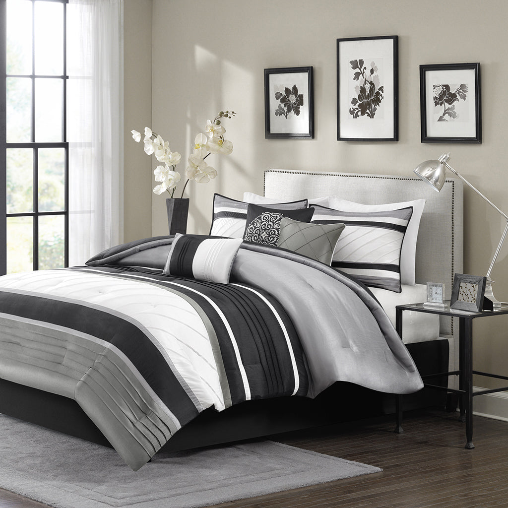 Blaire 5 Piece Botanical Floral Seersucker Comforter Set