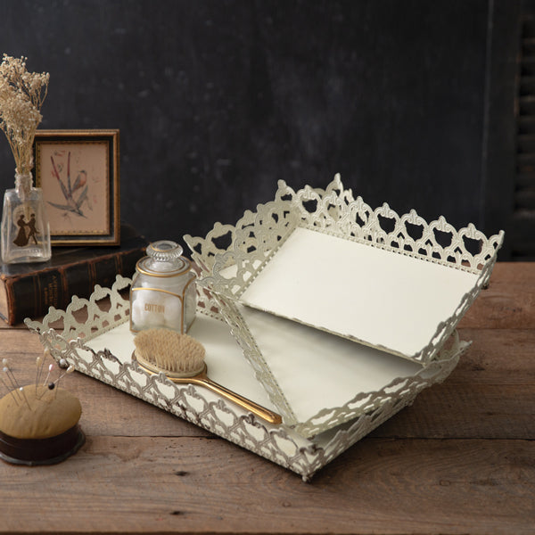 Evelyn Trays (S/3)
