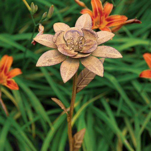Small Rustic Blossom Stake