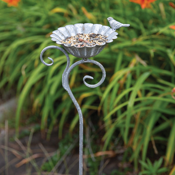 Small Daisy Cup Stake