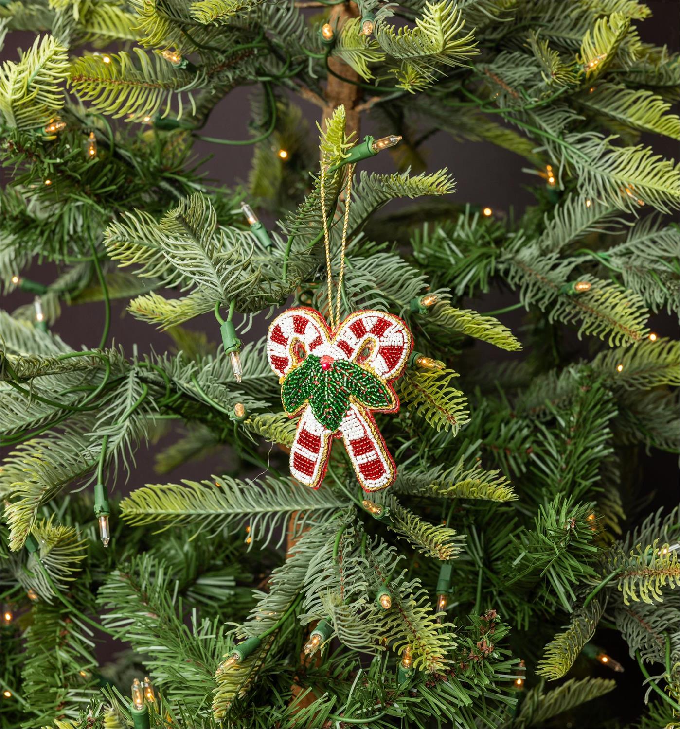 Ornament - Beaded Candy Cane Kiss