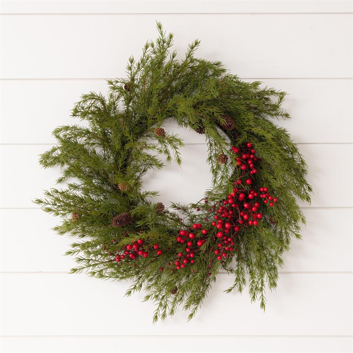 Fr Pine With Pinecones And Berries Wreath (L)