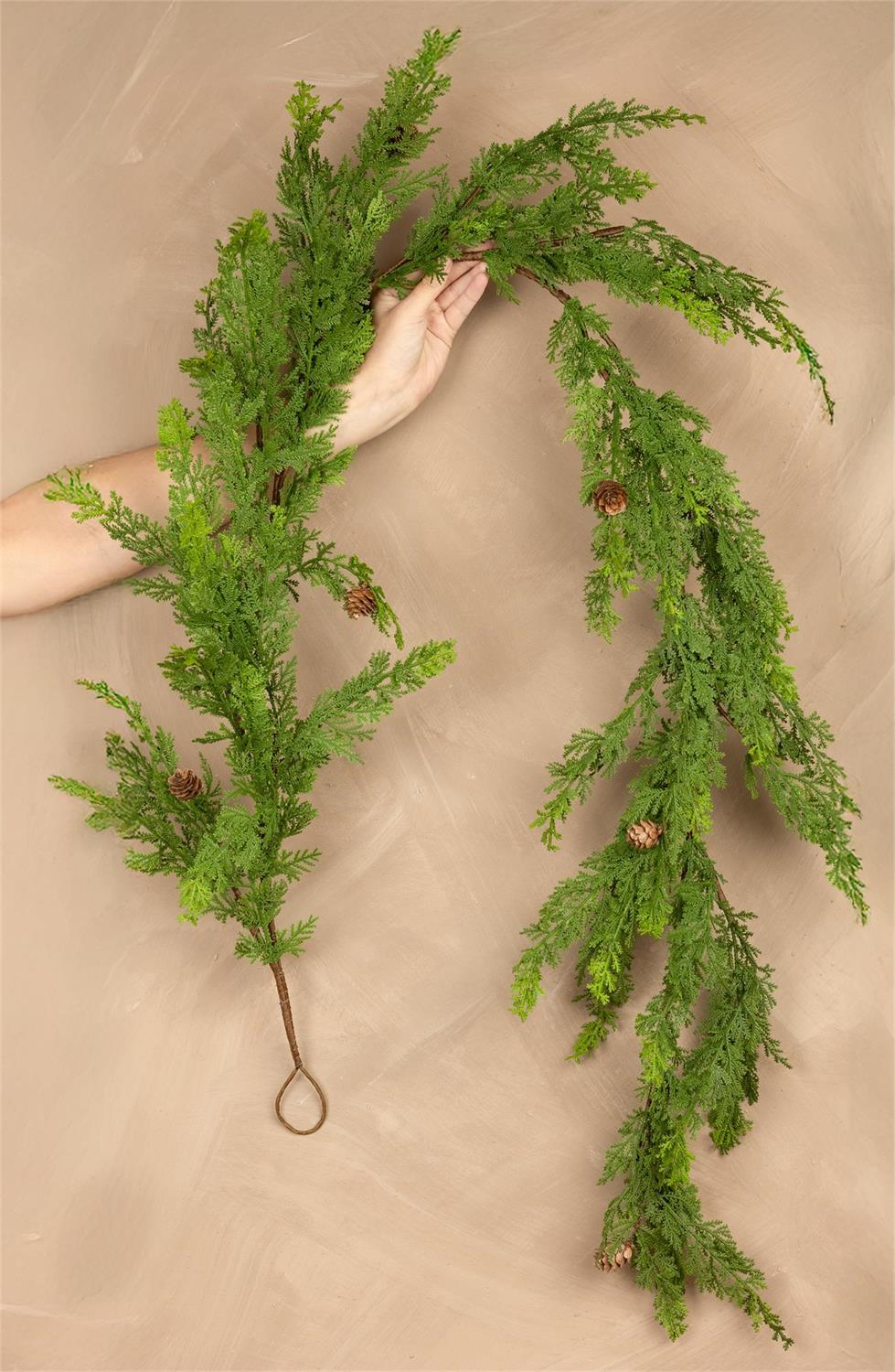 Garland - Real Touch Cedar With Pinecones