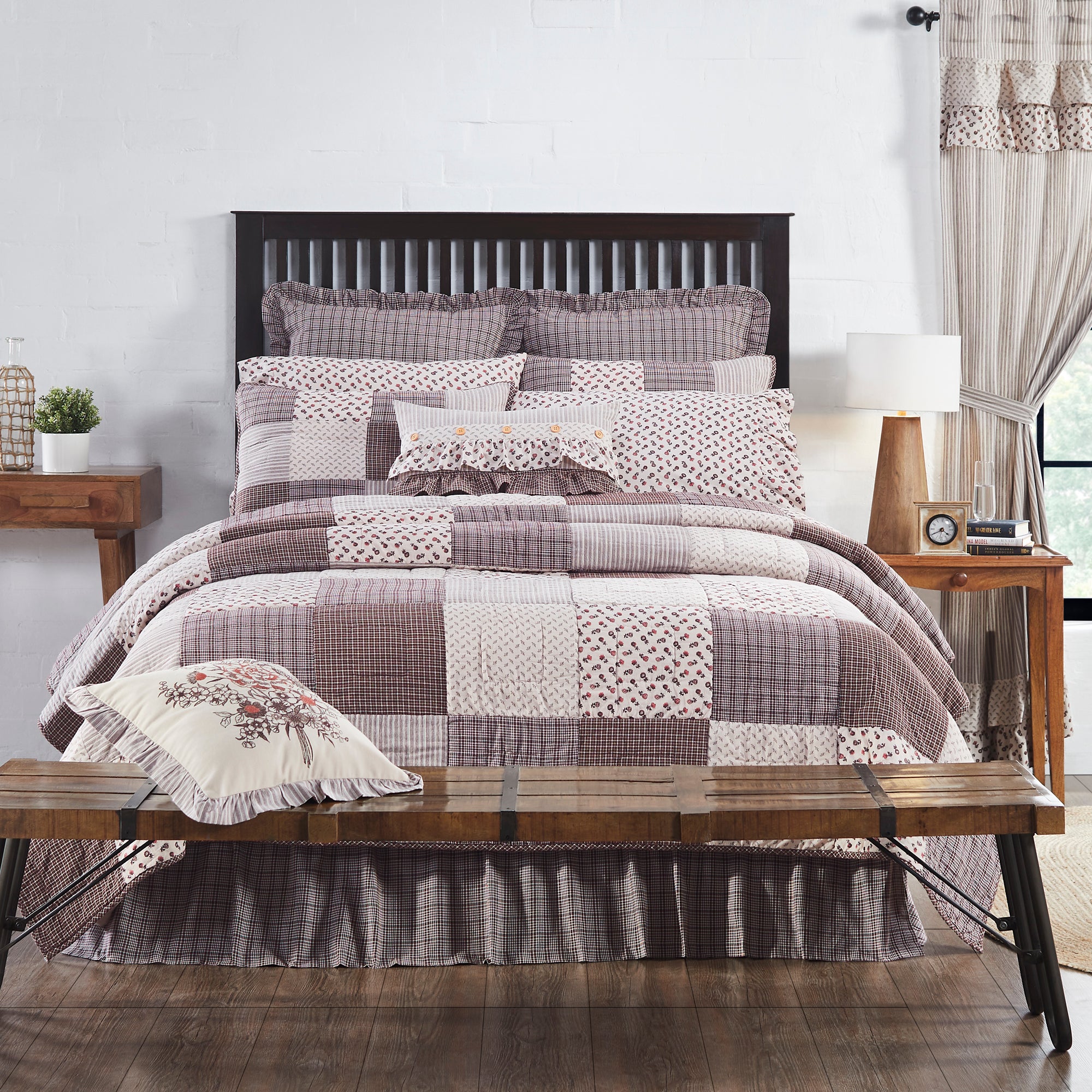 Florette King Quilt 105Wx95L
