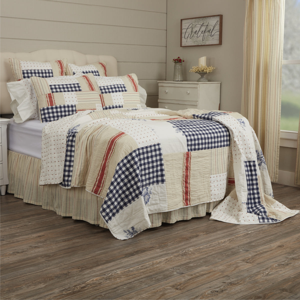 Betsy King Quilt 95Lx105W