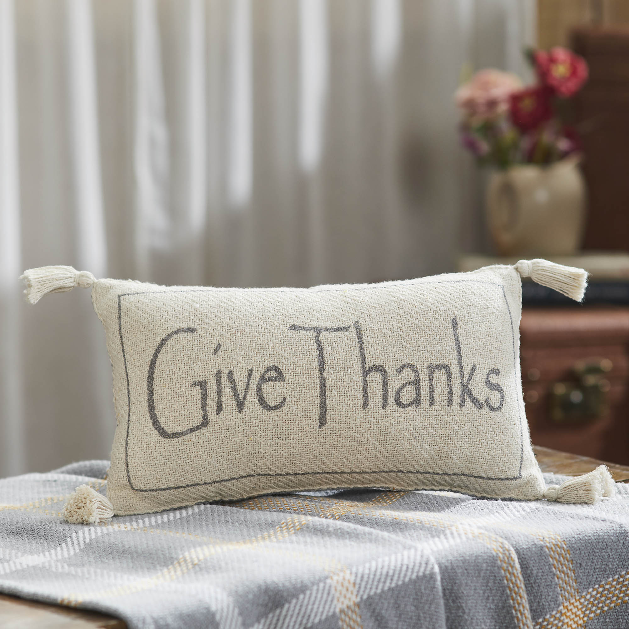 Harvest Give Thanks Woven Lumbar Pillow, Fall Autumn Farmhouse Decor 7x13