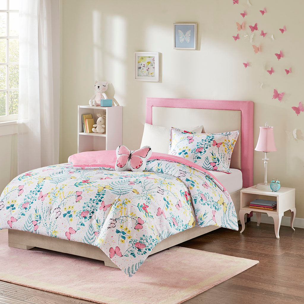 Cynthia Forest Animals Plush Reversible Comforter Set