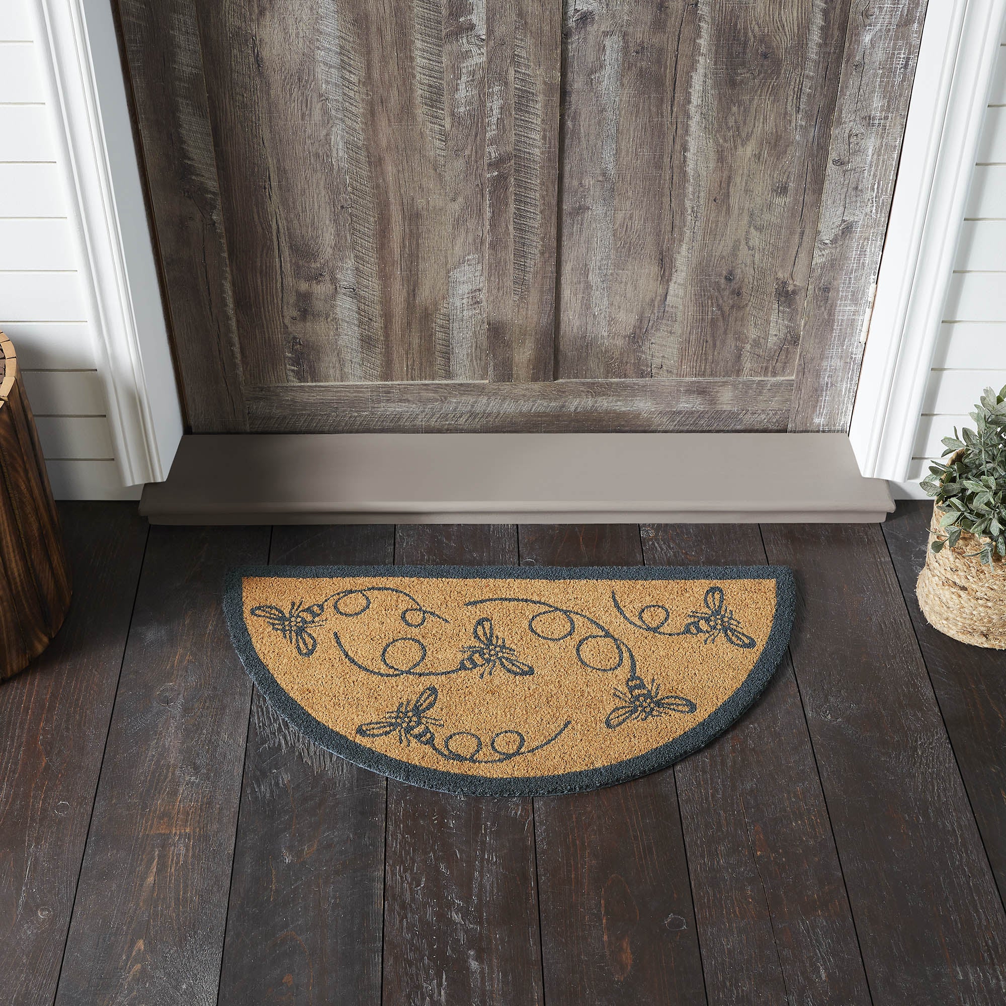 Buzzy Bees Coir Rug Half Circle 16.5x33
