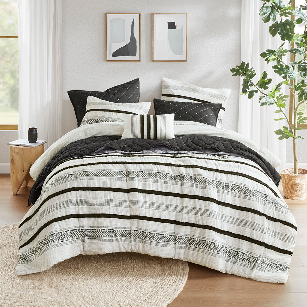 7 Piece Stripe Comforter and Quilt Set