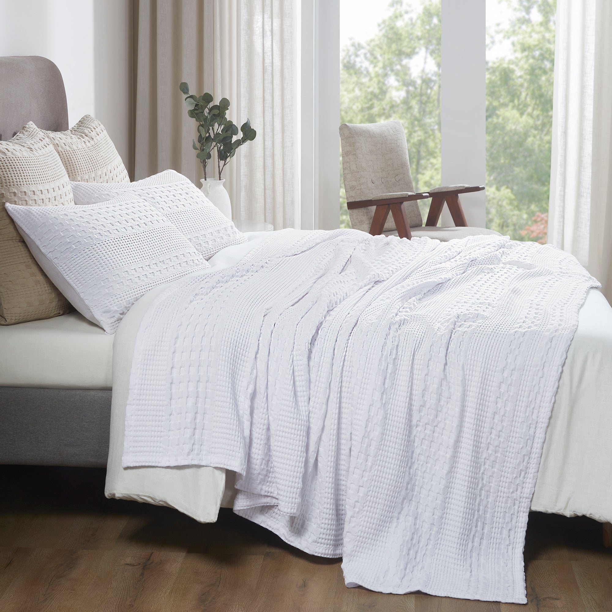 Bright White Waffle Weave Cotton King Blanket - 108x90 - Lightweight Bed & Sofa Cover -