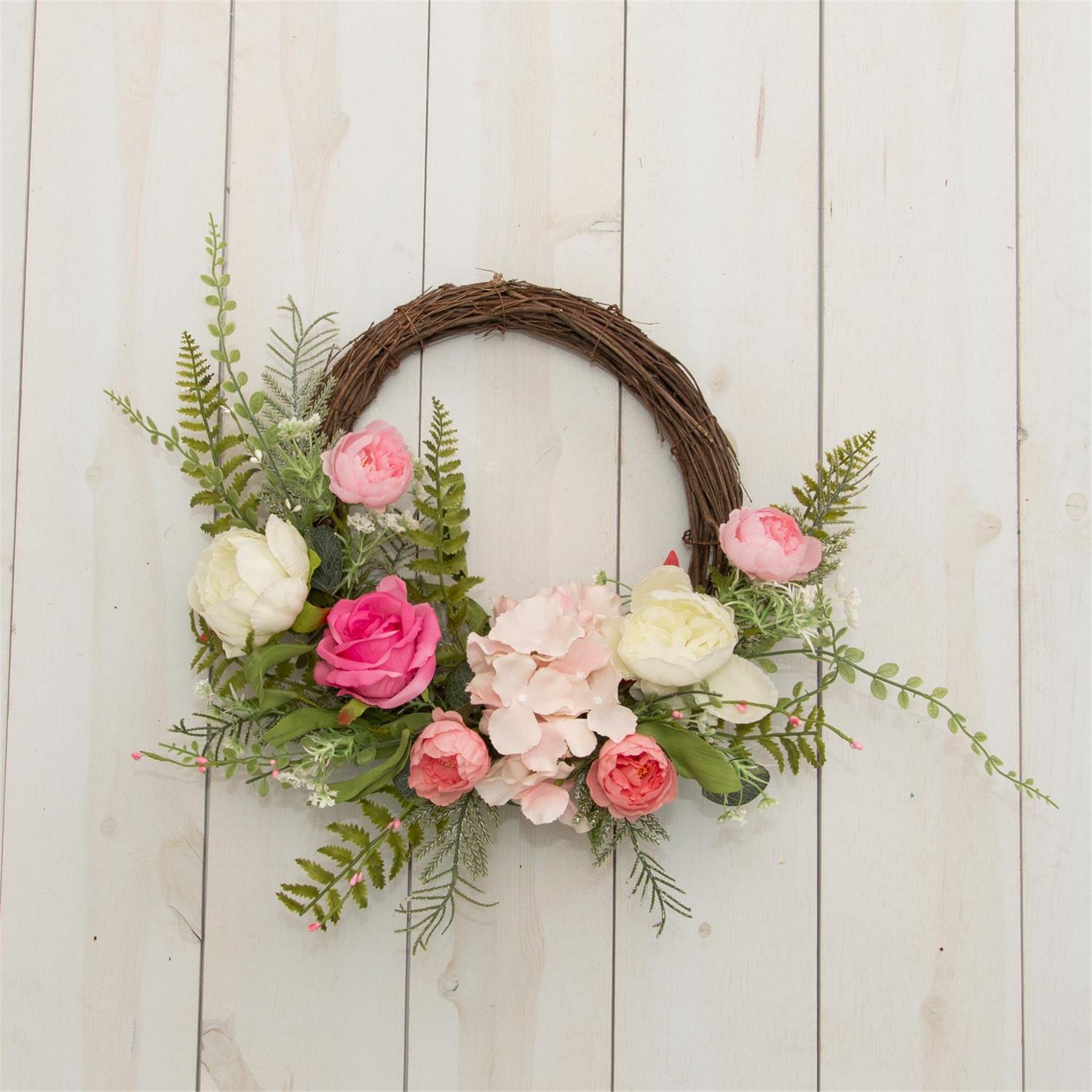 Wreath - Twig Base, Pink Roses, Ranunculus