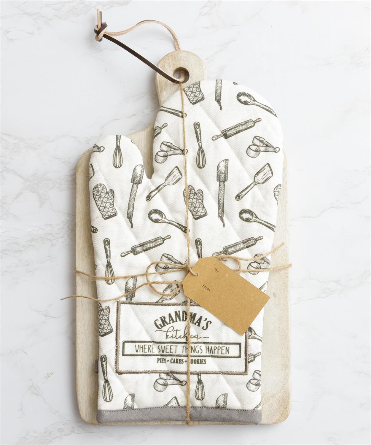 Cutting Board And Oven Mitt Gift Set - Grandma's Kitchen