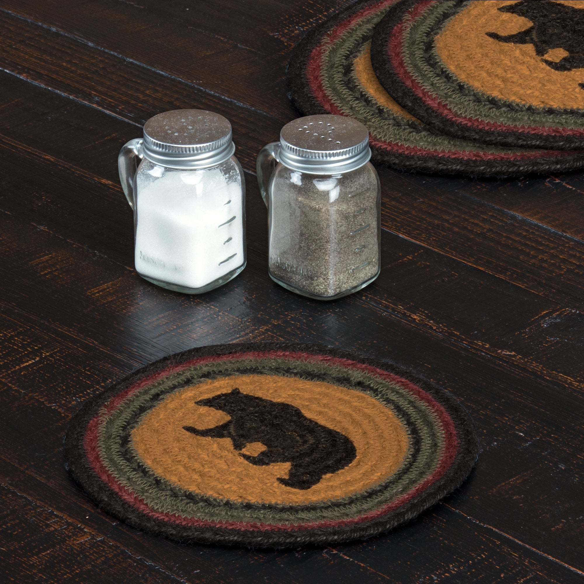 Wyatt Stenciled Bear Jute Trivet 8 Set of 3