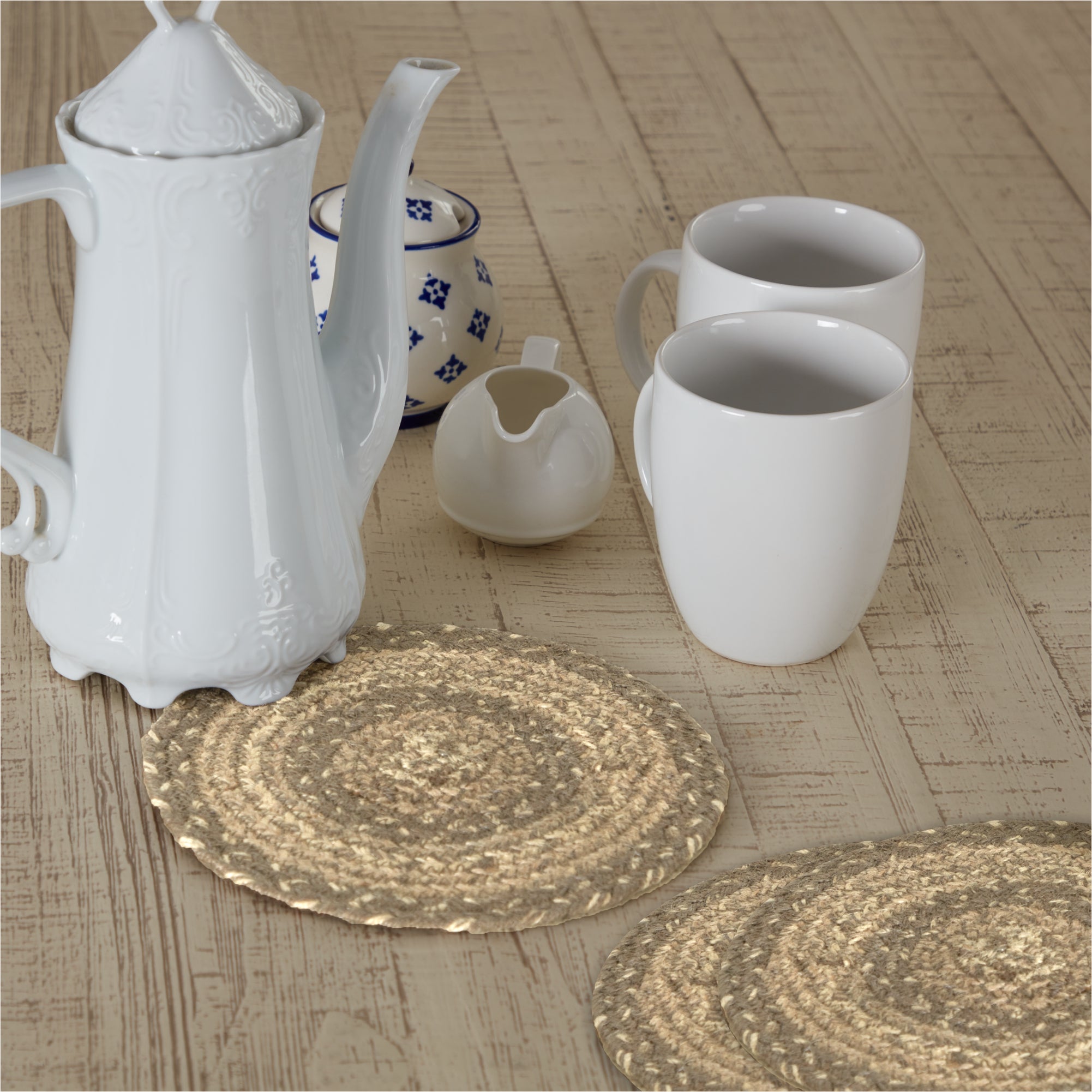 Cobblestone Jute Trivet 8 Set of 3