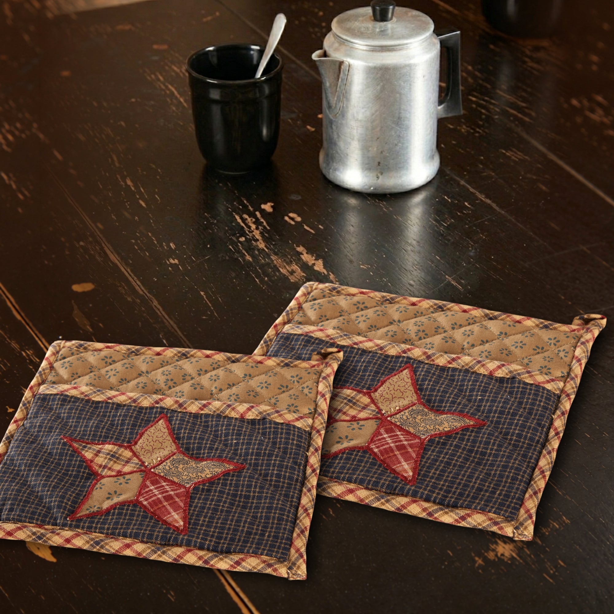 Arlington Pot Holder with Pocket & Patchwork Star Set of 2 8x8