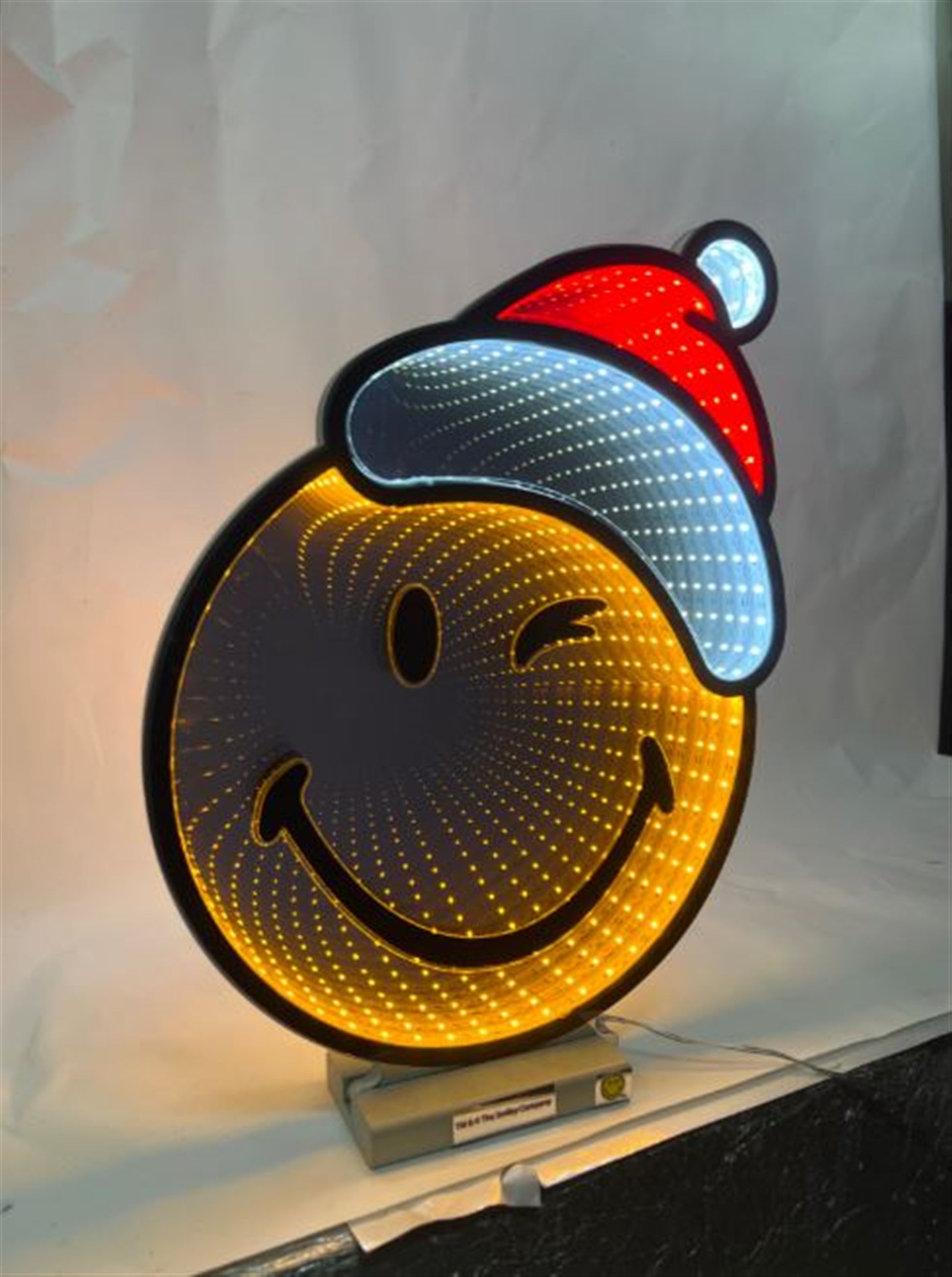 Smiley Face w/Santa Hat Ekkolight 16”H Acrylic UL Plug