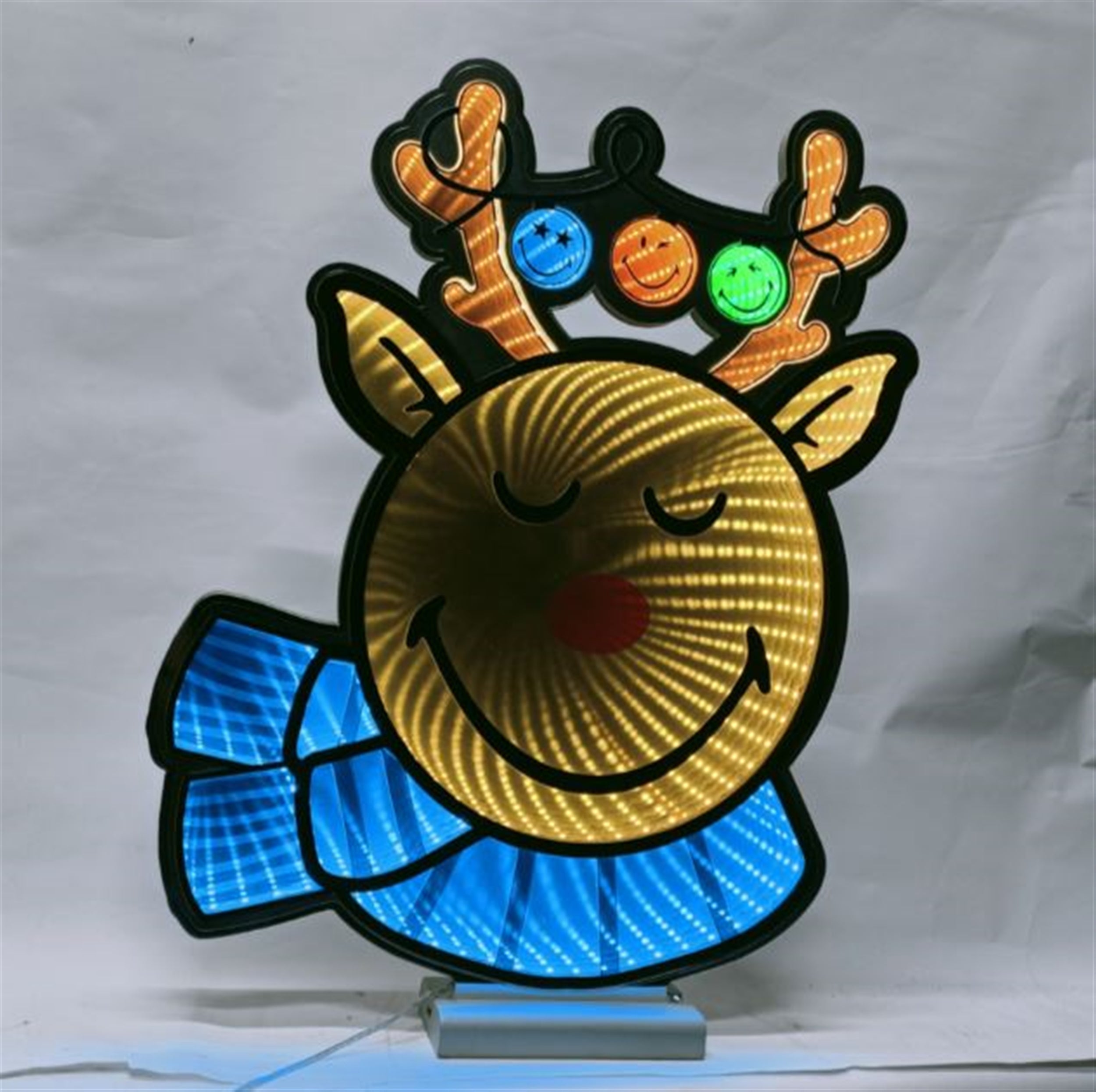 Smiley Reindeer Ekkolights 21”H Acrylic UL Plug