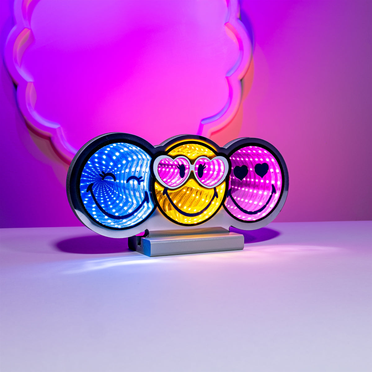 SmileyWorld® Trio Smiley Ekkolight 11.5"L