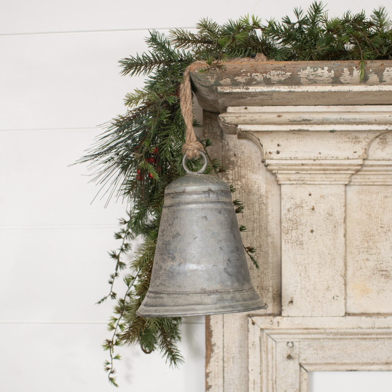 9" Holiday Bell