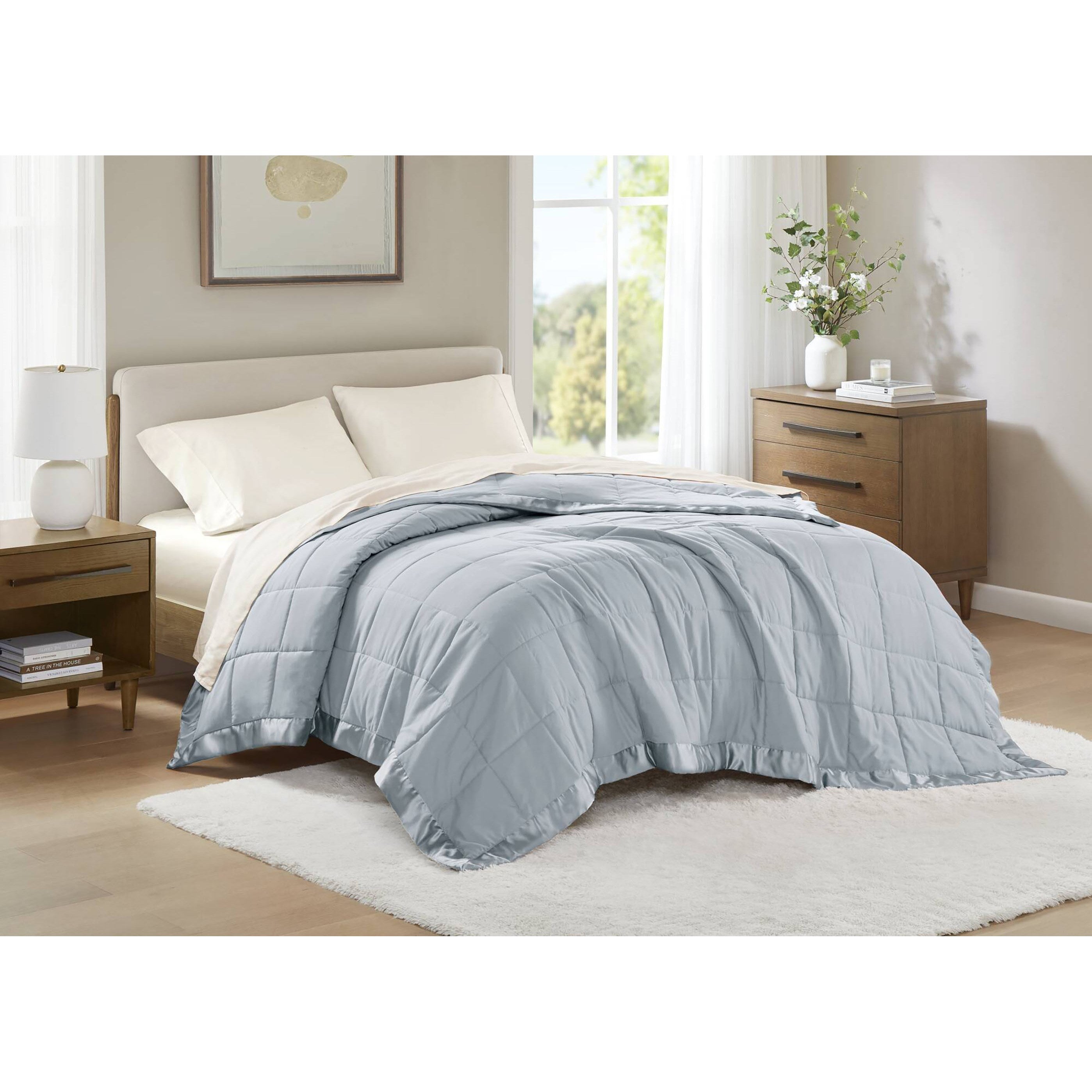 Windom Lightweight Down Alternative Blanket with Satin Trim