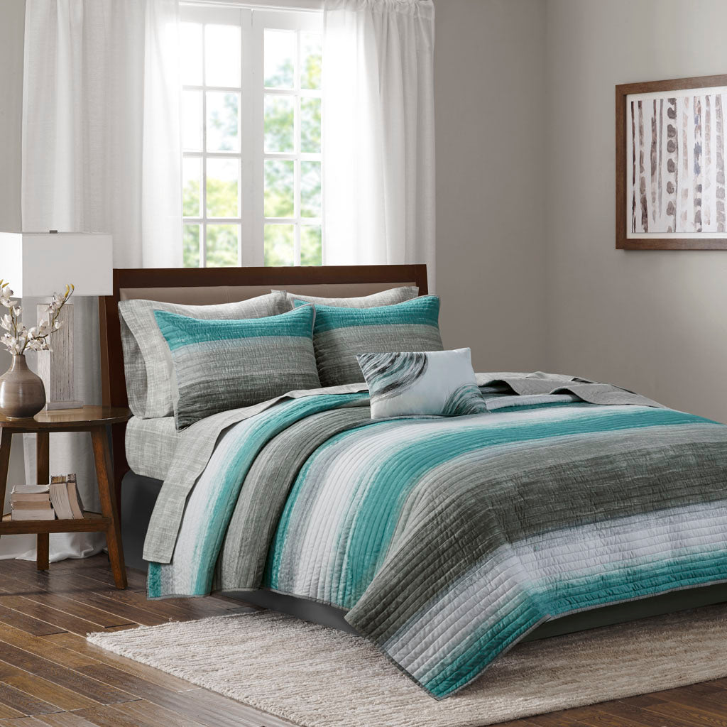 Saben 8 Piece Quilt Set with Cotton Bed Sheets