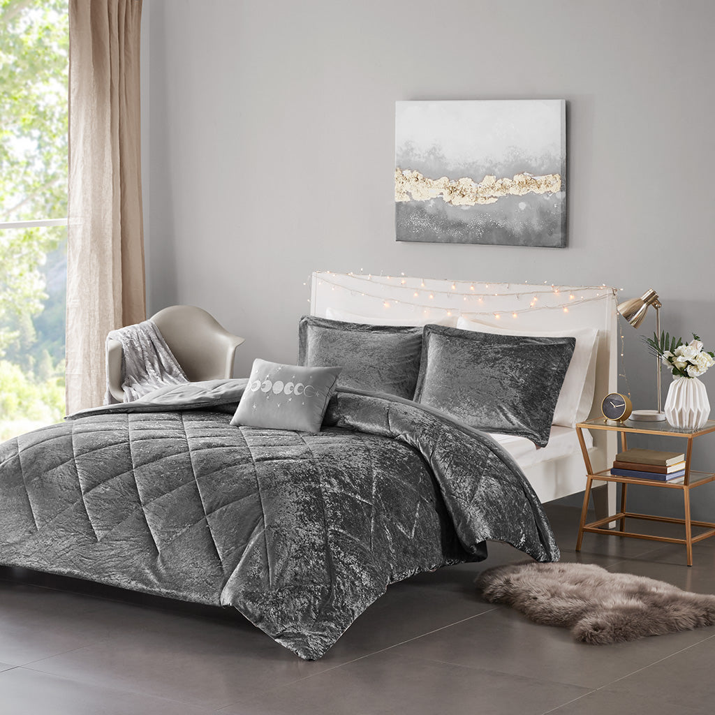 Felicia Velvet Comforter Set with Throw Pillow