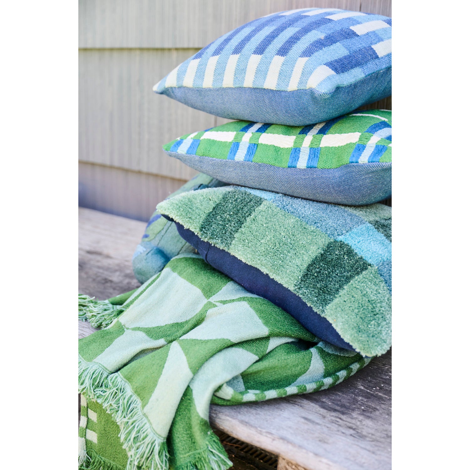 18" Indoor / Outdoor Plaid Pillow