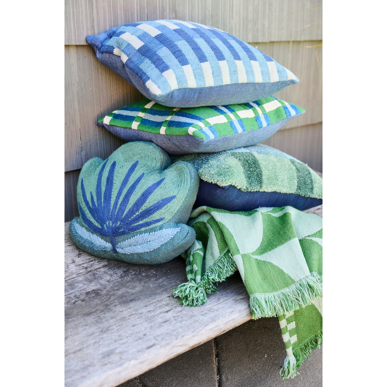 18" Indoor / Outdoor Plaid Pillow