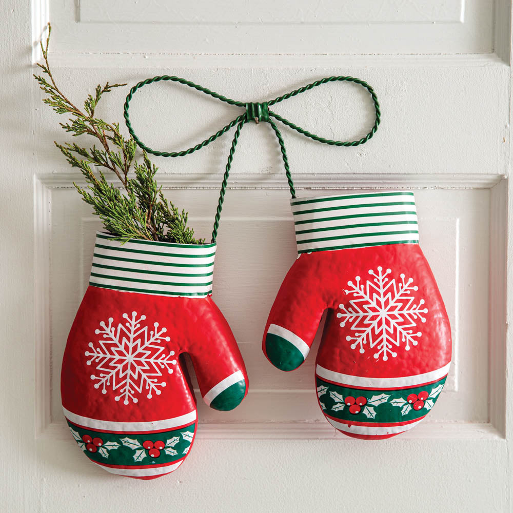 Holiday Metal Mitten Pockets