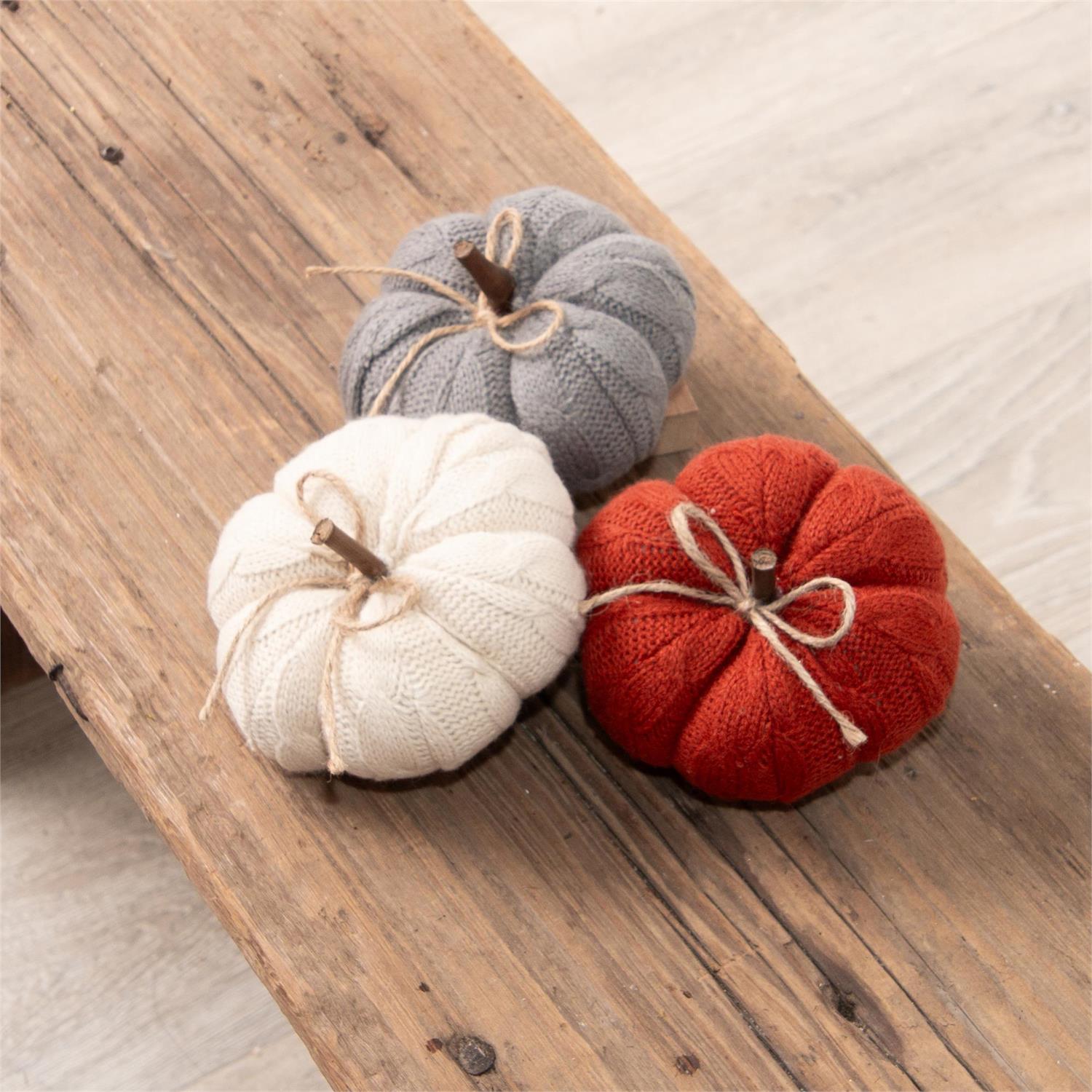 Sweater Knit Small Pumpkins