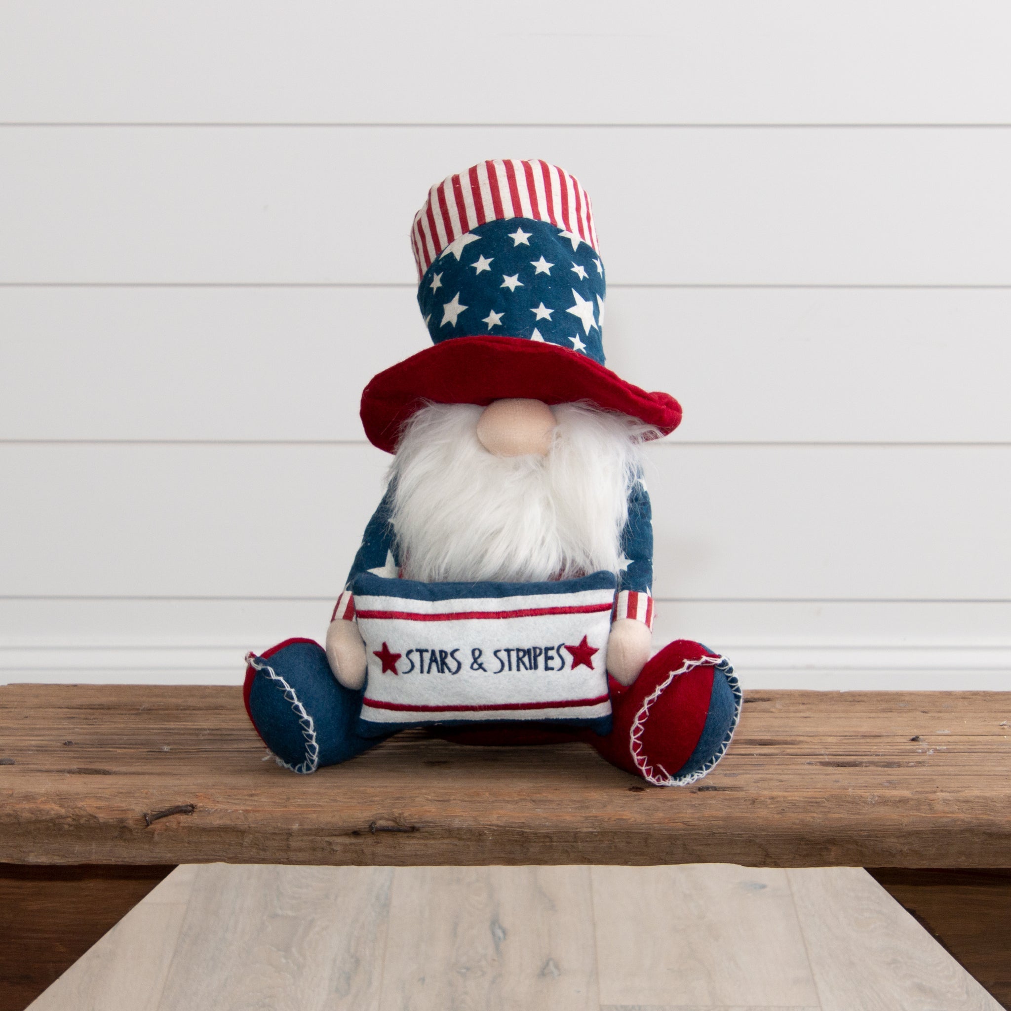 Patriotic Shelf Sitter Gnome