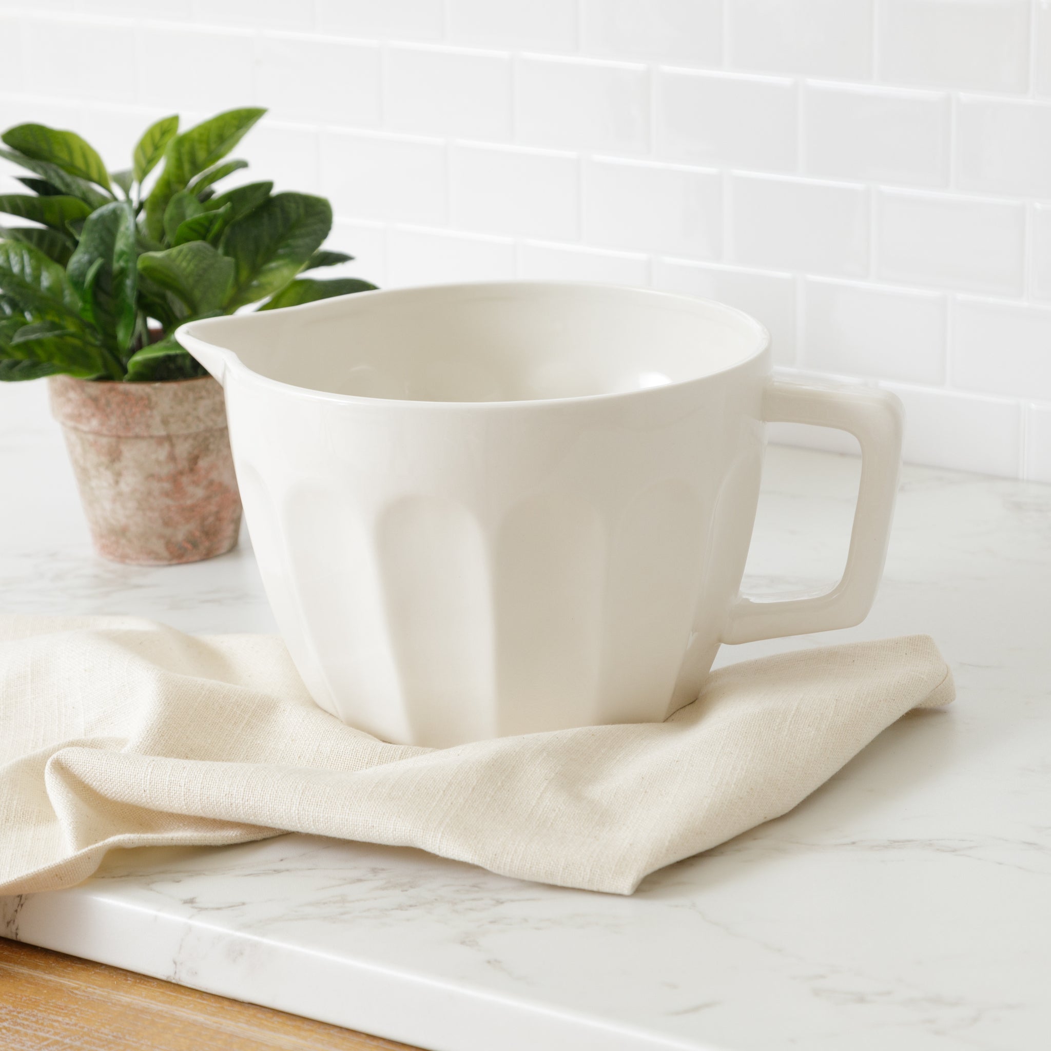 Sculpted Batter Bowl