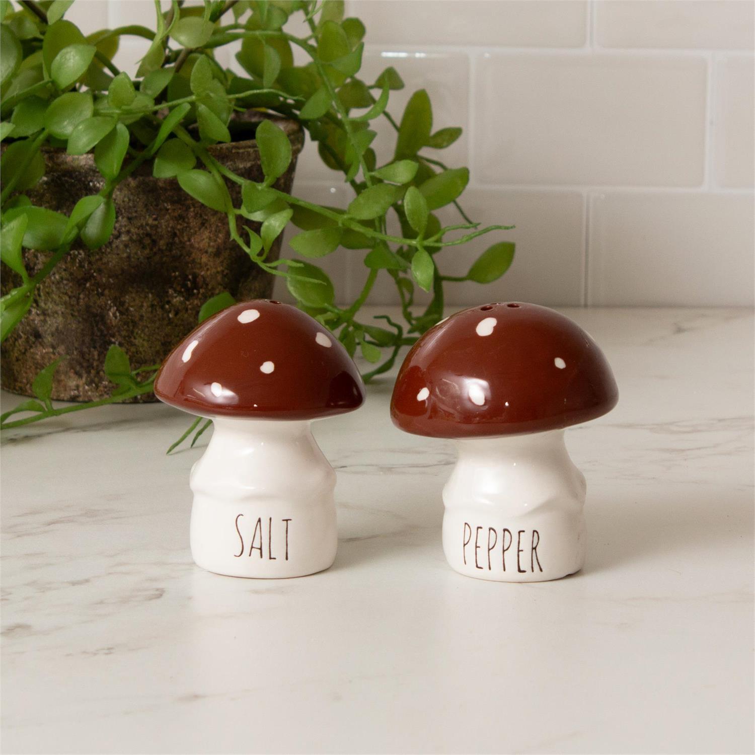 Mushroom Salt And Pepper Shakers