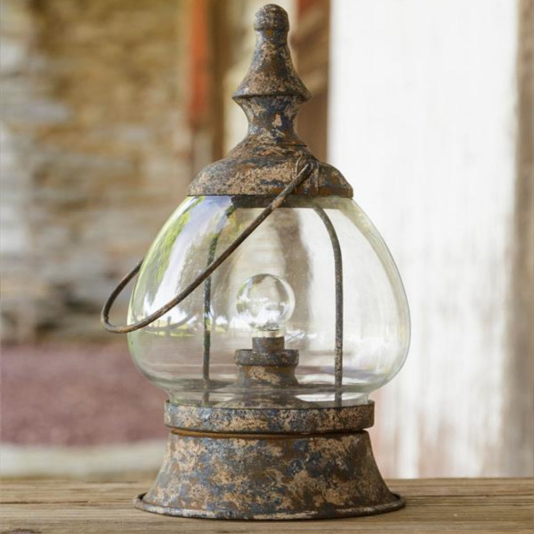The Carriage Lantern